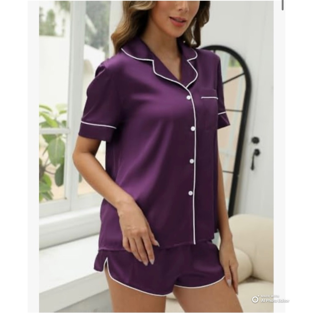 Cupshe Purple Satin Pajama Set Size Large NWT Short Sleeve Button Shirt + Shorts